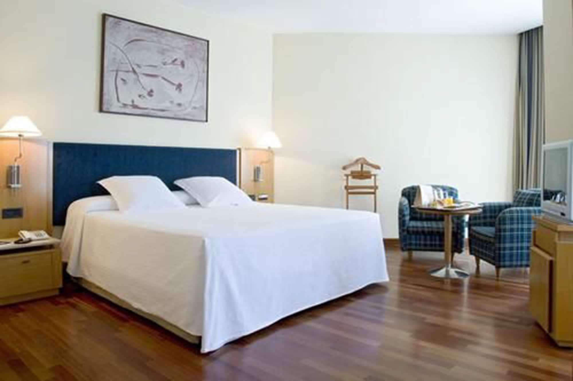 Urh Ciutat De Mataro Hotel Room photo