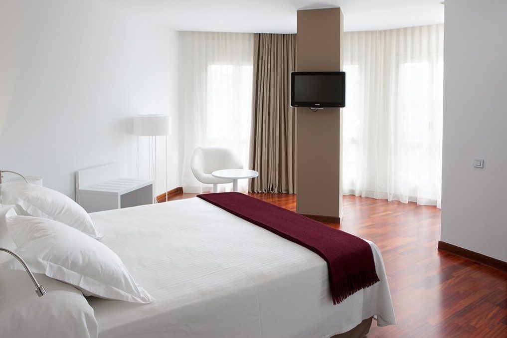 Urh Ciutat De Mataro Hotel Exterior photo